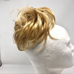 GODIVA WIGS MESSY BUN ELASTIC HAIR PIECE
